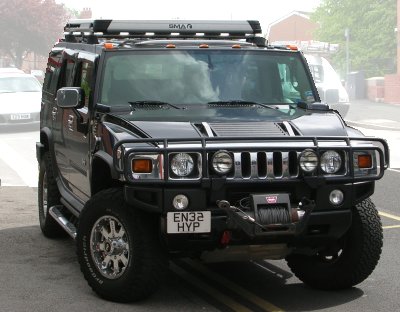Hummer heavy shopping vehicle photographed in 2007