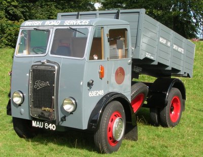 1950 Foden 20 tipper in BRS livery (photographed at a show in 2007)