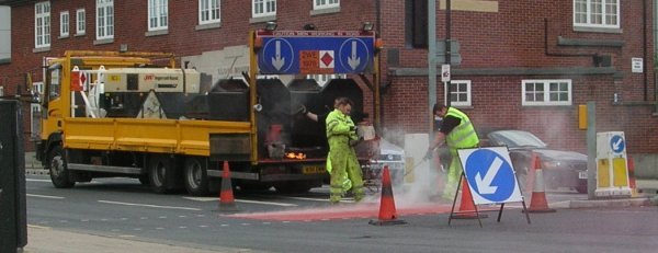 Road tar spraying photographed in 2007
