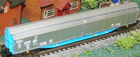 Photo of Dapol ferry van model, photo courtesy of Dapol