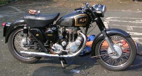 The Gentleman's Steed - 1955 AJS 500cc