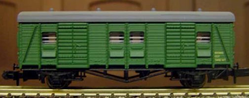 Photo of model courtesy and copyright Dapol