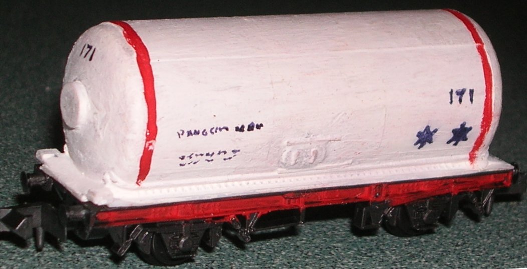 Photo of model of an early LPG tank wagon